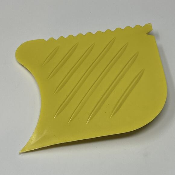 Vtg Tupperware Scrape Em All Scrubber Scraper Kitchen Gadget Yellow Versatile - Picture 4 of 5